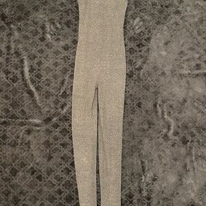 Gray jumpsuit with a relaxed fit